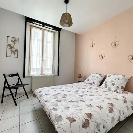 Appartement Au Coeur De Troyes Exterior photo